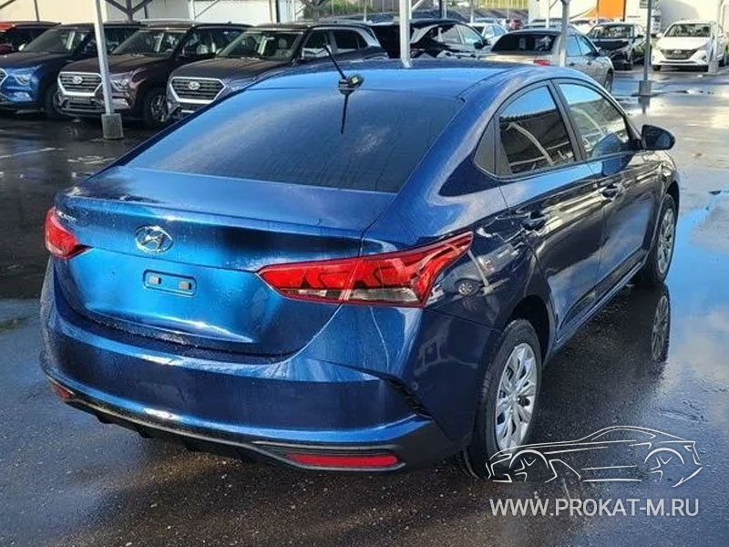 Аренда Hyundai Solaris синий