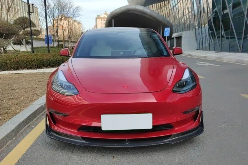 Аренда Tesla Model 3